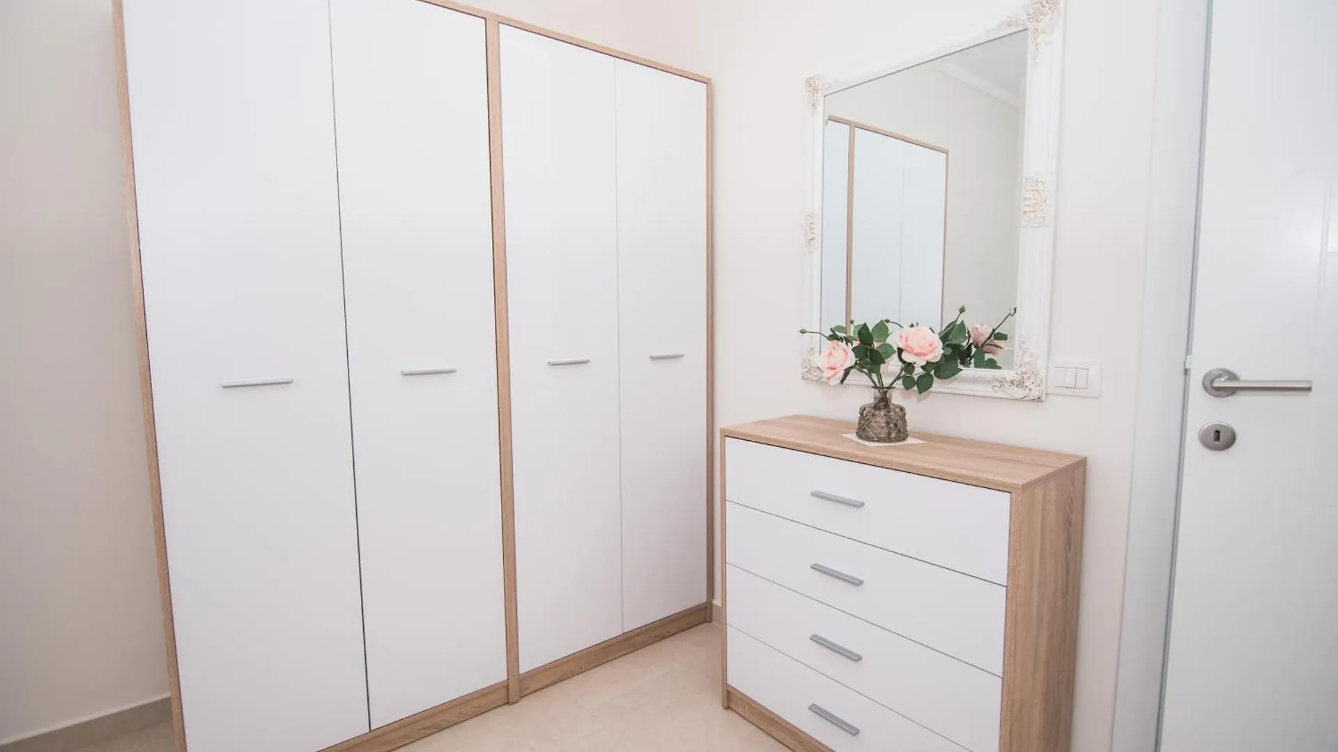 Lejlighed Vlora Ar - Modern Condo Perfectly Located