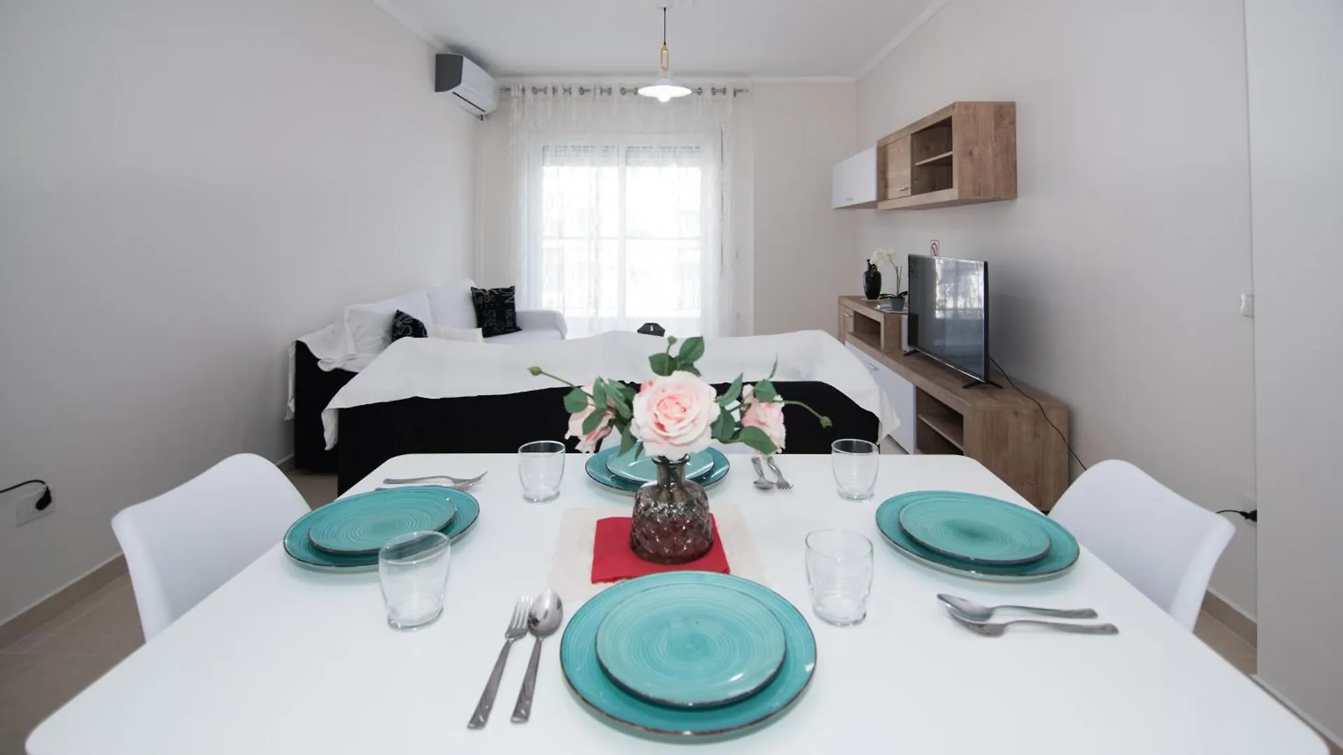 Vlora Ar - Modern Condo Perfectly Located 0*, Vlorë Albanien